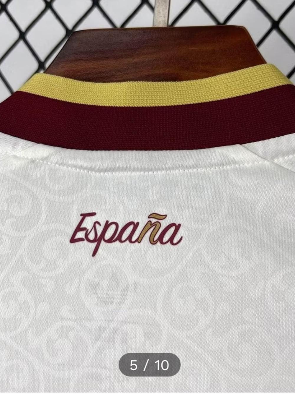adidas Men's Spain Football Jersey - White, Burgundy, Gold Trim - Picture 3 of 3
